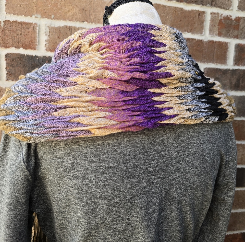 Again Chic Multicolor Chevron Scarf - Picture 5 of 9
